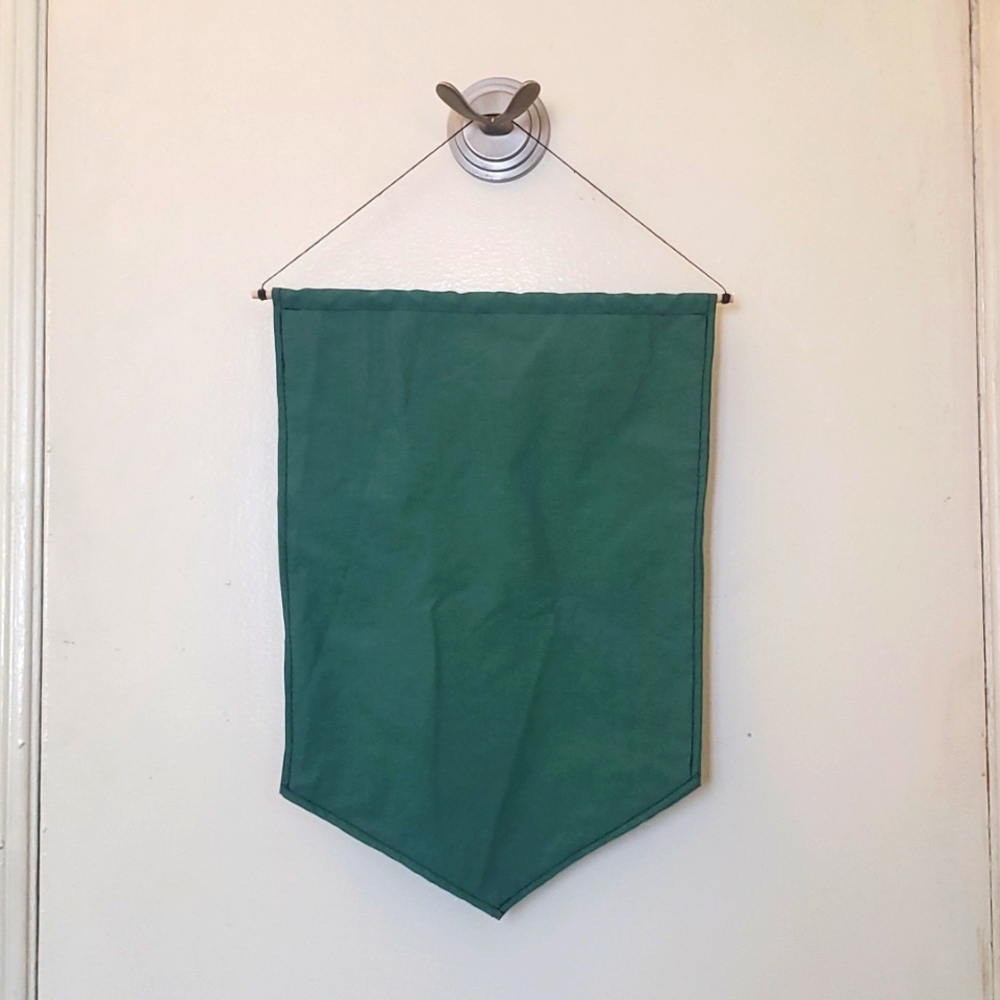 Pin banner